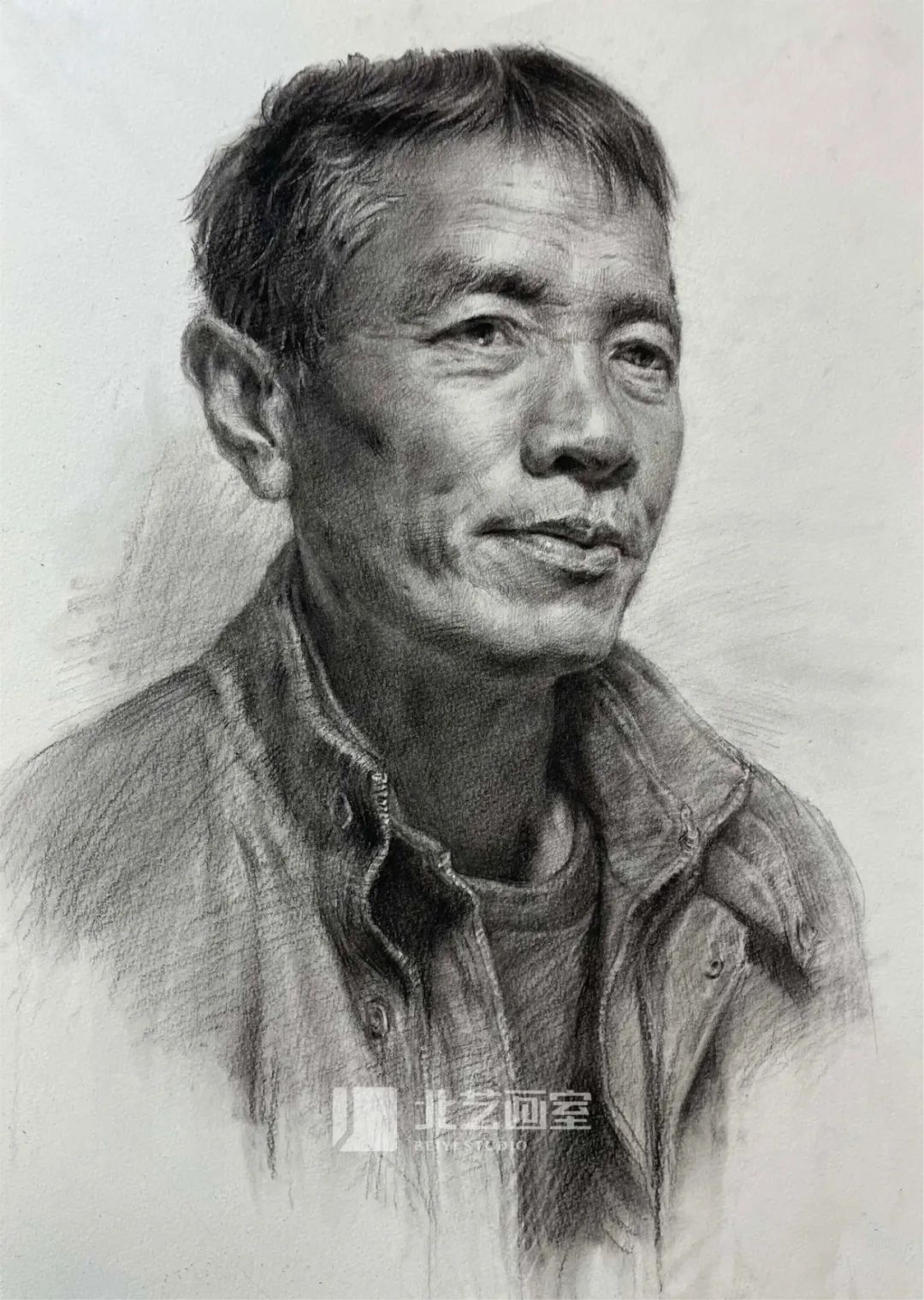 石膏、人物头像作品